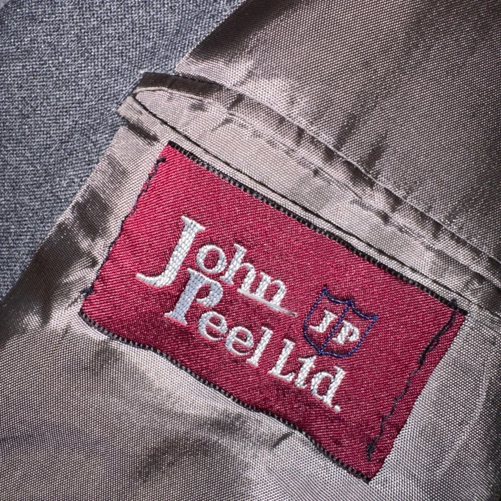 John Peel Ltd Vintage Grey Blazer Mens 44L USA Tailored Brass Crest Buttons‎